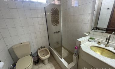 Venta PH 4 ambientes con terraza en Bernal