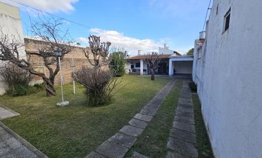Casa en  Llavallol