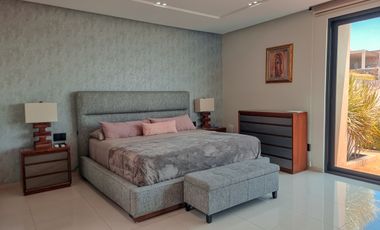 Casa de lujo amueblada, con alberca EN CHULA VISTA AJIJIC y  vista al lago