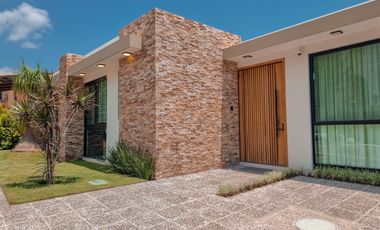 Casa de lujo amueblada, con alberca EN CHULA VISTA AJIJIC y  vista al lago