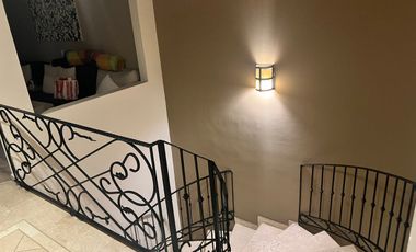 Casa en condominio en venta en hacienda de las palmas