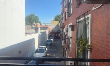 Departamento en venta - 2 Dormitorios 2 Baños - Barracas