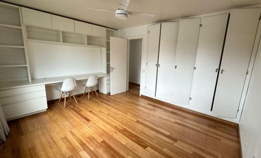 Casa en housing, alquiler, tres dormitorios, pileta, Cerro