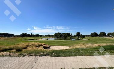 En Venta, Departamentos en Los Canales Golf Club