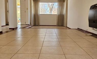 Casa en  Alquiler, Villa Allende