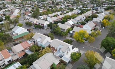 VENTA DUPLEX 3 DORM.   DEPTO. 1 DORM. - NEUQUÉN CAPITAL