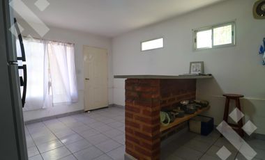 VENTA DUPLEX 3 DORM.   DEPTO. 1 DORM. - NEUQUÉN CAPITAL