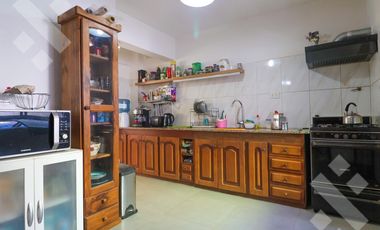 VENTA DUPLEX 3 DORM.   DEPTO. 1 DORM. - NEUQUÉN CAPITAL