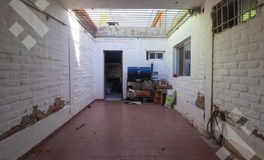 VENTA DUPLEX 3 DORM.   DEPTO. 1 DORM. - NEUQUÉN CAPITAL