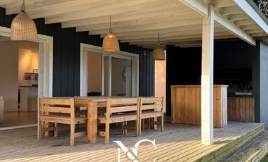 Casa en venta en Costa Esmeralda gas natural 4 dormitorios