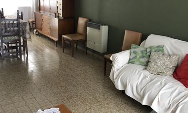 Casa en Venta con Comercio - Cipolletti