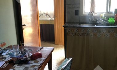 Casa en Venta con Comercio - Cipolletti