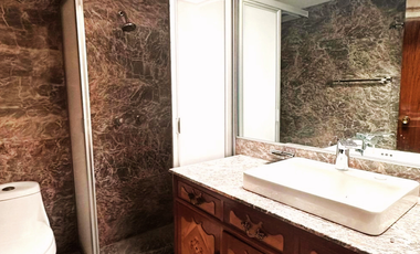 Se Renta Casa para Oficina en esquina sobre Blvd Valsequillo y 7B Sur