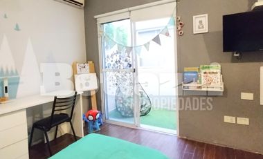 Moderno  PH 4 Ambientes con patio y terraza –  Excelente ubicación