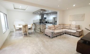 Moderno  PH 4 Ambientes con patio y terraza –  Excelente ubicación