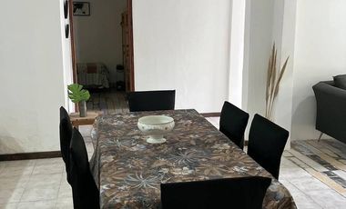 Casa en  venta con Pileta Mar de Cobo