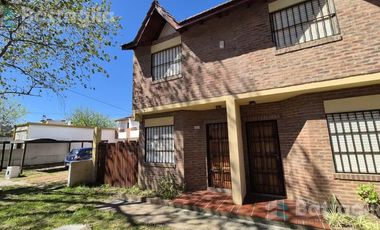 TRIPLEX A 3 CUADRAS DEL MAR EN COSTA AZUL