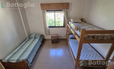 TRIPLEX A 3 CUADRAS DEL MAR EN COSTA AZUL