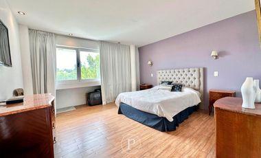 Chalet de estilo en Arenas del Sur