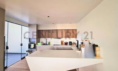 VENTA DE GRAN CASA - EL SOL DE POCOLLAY - TACNA