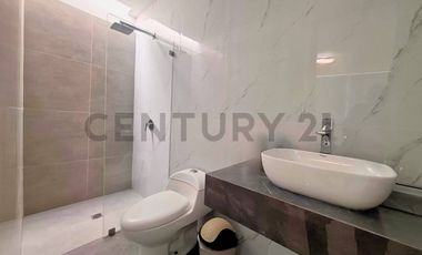 VENTA DE GRAN CASA - EL SOL DE POCOLLAY - TACNA