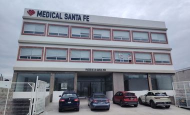 Se rentan consultorios y local grande en centro médico sobre av. Tlacote