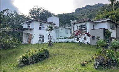 CASA  EN VENTA  COPACABANA VEREDA LA VETA TOTALMENTE AMOBLADA