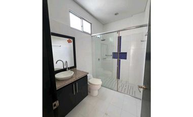 VENDO CASA CAMPESTRE EN CONJUNTOCERRADO GIRARDOT $915.000.000