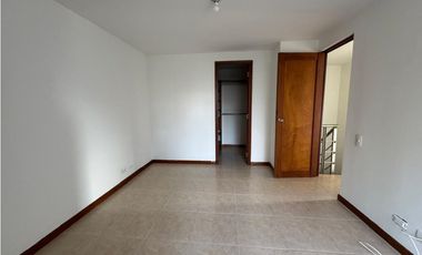 Apartamento Dúplex en Venta en el Poblado, sector Santa Fe