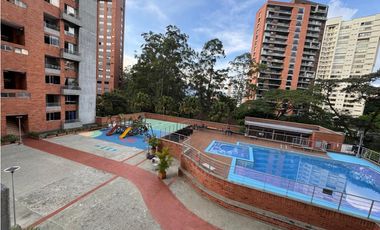 Apartamento Dúplex en Venta en el Poblado, sector Santa Fe