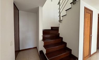 Apartamento Dúplex en Venta en el Poblado, sector Santa Fe