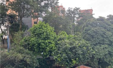 Apartamento Dúplex en Venta en el Poblado, sector Santa Fe