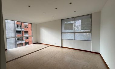Apartamento Dúplex en Venta en el Poblado, sector Santa Fe