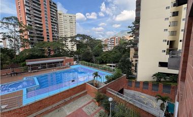 Apartamento Dúplex en Venta en el Poblado, sector Santa Fe