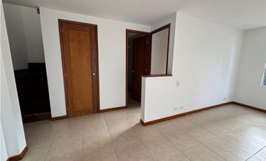 Apartamento Dúplex en Venta en el Poblado, sector Santa Fe