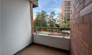 Apartamento Dúplex en Venta en el Poblado, sector Santa Fe