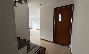 Apartamento Dúplex en Venta en el Poblado, sector Santa Fe