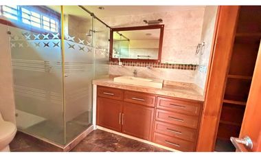 ARRIENDO CASA INDEPENDIENTE VIPASA CON APARTAESTUDIO NORTE DE CALI