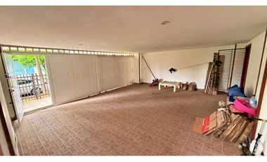 ARRIENDO CASA INDEPENDIENTE VIPASA CON APARTAESTUDIO NORTE DE CALI