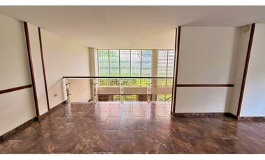 ARRIENDO CASA INDEPENDIENTE VIPASA CON APARTAESTUDIO NORTE DE CALI