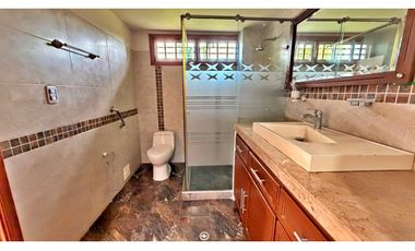 ARRIENDO CASA INDEPENDIENTE VIPASA CON APARTAESTUDIO NORTE DE CALI