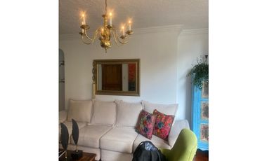 VENDO APARTAMENTO UBICADO EN LA CIRCUNVALAR COD 9605676