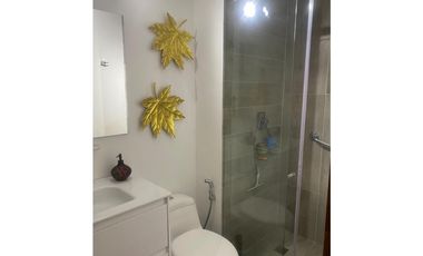 VENDO APARTAMENTO UBICADO EN LA CIRCUNVALAR COD 9605676