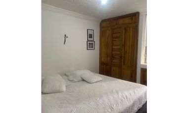 VENDO APARTAMENTO UBICADO EN LA CIRCUNVALAR COD 9605676
