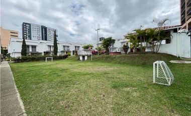 Se Arrienda Casa en Conjunto Cerrado - Sector Av 19 Norte