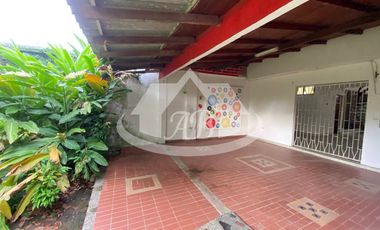 CASA EN VENTA BARRIO PASATIEMPO |9388