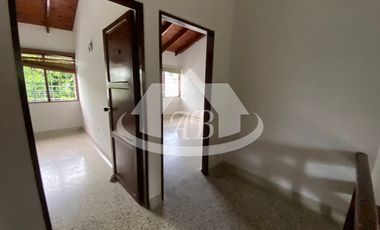 CASA EN VENTA BARRIO PASATIEMPO |9388