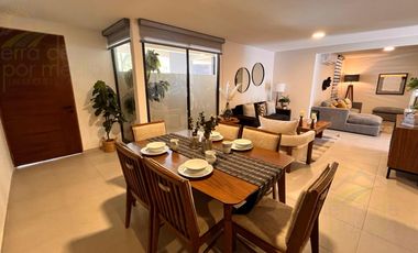 Depa de Lujo de Planta Baja, opción a 3 Recámaras. Con Terraza, Zakia, Querétaro
