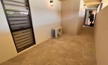 Depa de Lujo de Planta Baja, opción a 3 Recámaras. Con Terraza, Zakia, Querétaro
