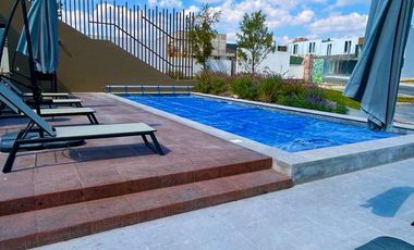 Depa de Lujo de Planta Baja, opción a 3 Recámaras. Con Terraza, Zakia, Querétaro